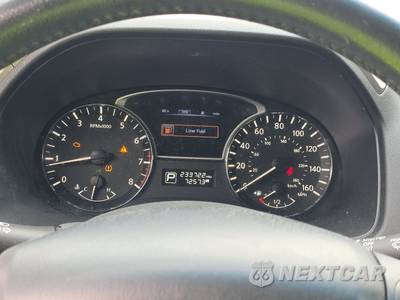 2015 Nissan Pathfinder SV - zdjęcie 12 z 36 - miniatura