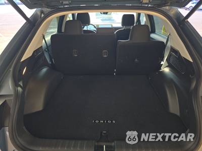 2024 Hyundai IONIQ 5 SEL - zdjęcie 16 z 34 - miniatura