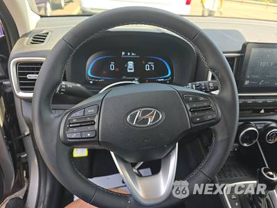 2026 Hyundai Venue SEL - zdjęcie 10 z 28 - miniatura