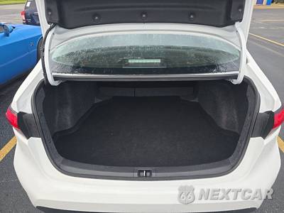 2026 Toyota Corolla LE Sedan - zdjęcie 22 z 26 - miniatura