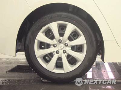 2026 Toyota Corolla LE Sedan - zdjęcie 10 z 26 - miniatura