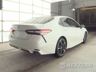 2018 Toyota Camry XSE - zdjęcie 4 z 33 - miniatura
