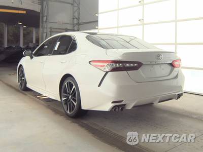 2018 Toyota Camry XSE - zdjęcie 6 z 33 - miniatura