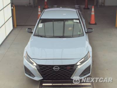 2023 Nissan Altima SR - zdjęcie 2 z 40 - miniatura