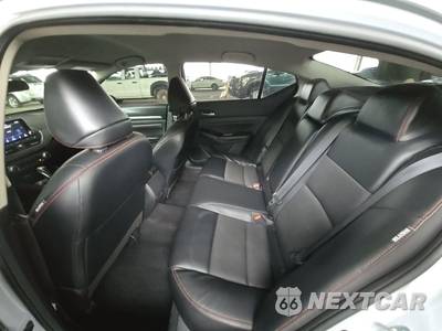 2023 Nissan Altima SR - zdjęcie 13 z 40 - miniatura