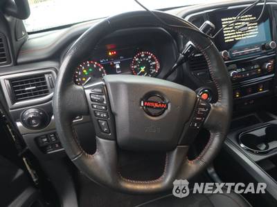 2021 Nissan TITAN PRO-4X Crew Cab Short Bed - zdjęcie 10 z 29 - miniatura