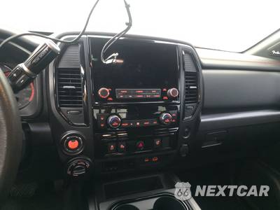 2021 Nissan TITAN PRO-4X Crew Cab Short Bed - zdjęcie 11 z 29 - miniatura