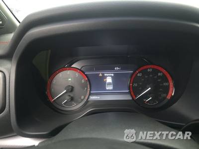 2021 Nissan TITAN PRO-4X Crew Cab Short Bed - zdjęcie 12 z 29 - miniatura