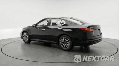 2025 Nissan Altima SV - zdjęcie 5 z 12 - miniatura