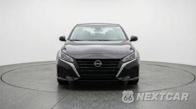 2025 Nissan SV - zdjęcie 2 z 12 - miniatura