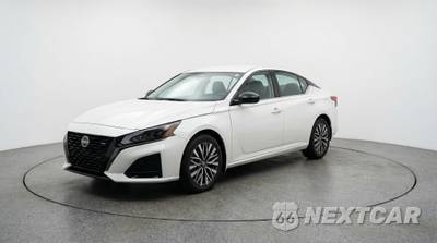 2025 Nissan Altima SV - zdjęcie 3 z 12 - miniatura