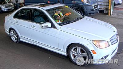 2010 Mercedes-Benz C-Class C 300 - zdjęcie 3 z 39 - miniatura