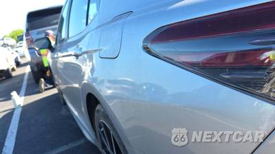 2022 Toyota Camry SE - zdjęcie 31 z 35 - miniatura