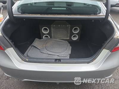 2022 Toyota Camry SE - zdjęcie 16 z 35 - miniatura