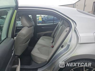 2022 Toyota Camry SE - zdjęcie 13 z 35 - miniatura
