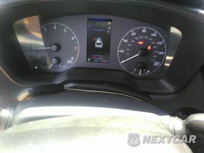 2025 Toyota Corolla Cross LE - zdjęcie 19 z 22 - miniatura