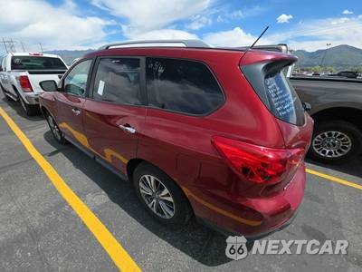 2018 Nissan Pathfinder SV - zdjęcie 6 z 33 - miniatura
