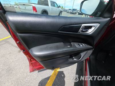 2018 Nissan Pathfinder SV - zdjęcie 9 z 33 - miniatura