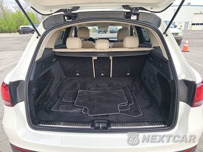 2020 Mercedes-Benz GLC 300 4MATIC - zdjęcie 16 z 26 - miniatura