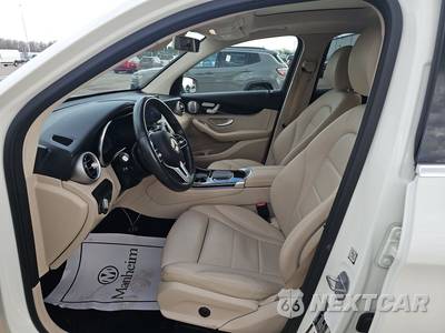 2020 Mercedes-Benz GLC 300 4MATIC - zdjęcie 7 z 26 - miniatura