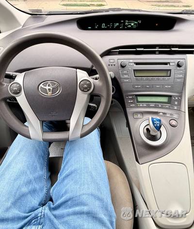 2011 Toyota Prius Two - zdjęcie 9 z 19 - miniatura