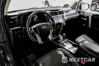 2020 Toyota 4Runner SR5 - zdjęcie 3 z 50 - miniatura