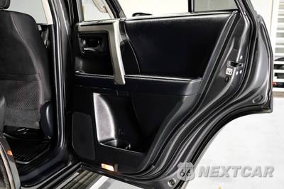 2020 Toyota 4Runner SR5 - zdjęcie 44 z 50 - miniatura