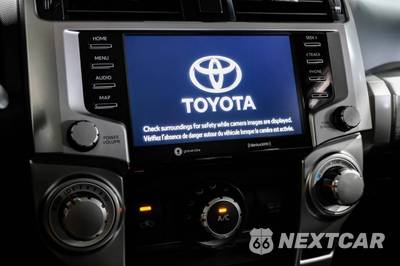 2020 Toyota 4Runner SR5 - zdjęcie 24 z 50 - miniatura