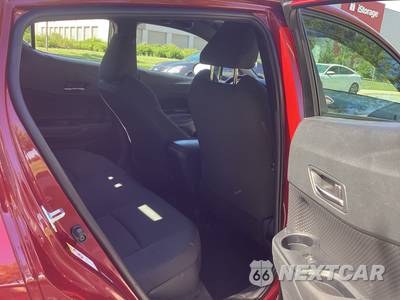 2018 Toyota C-HR XLE - zdjęcie 12 z 21 - miniatura