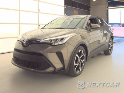 2021 Toyota C-HR XLE - zdjęcie 1 z 39 - miniatura