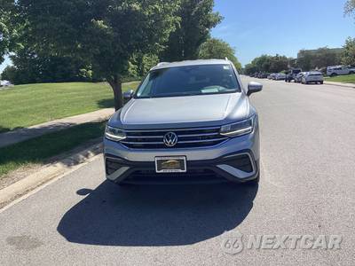 2022 Volkswagen Tiguan SE - zdjęcie 2 z 17 - miniatura