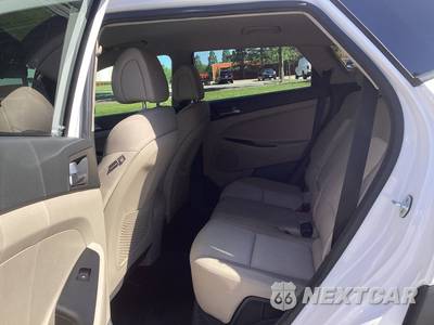 2016 Hyundai Tucson Sport w/Beige Interior - zdjęcie 10 z 18 - miniatura