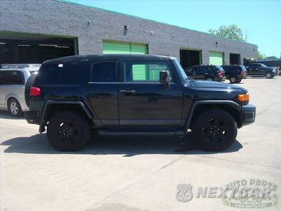 2008 Toyota FJ Cruiser w/Rear Doors - zdjęcie 2 z 94 - miniatura