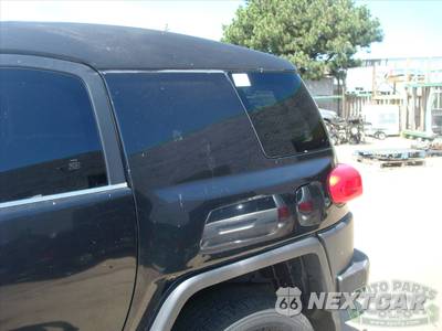 2008 Toyota FJ Cruiser w/Rear Doors - zdjęcie 44 z 94 - miniatura