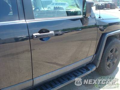 2008 Toyota FJ Cruiser w/Rear Doors - zdjęcie 57 z 94 - miniatura