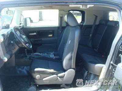 2008 Toyota FJ Cruiser w/Rear Doors - zdjęcie 80 z 94 - miniatura