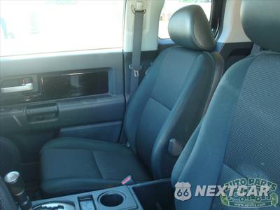 2008 Toyota FJ Cruiser w/Rear Doors - zdjęcie 82 z 94 - miniatura