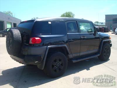 2008 Toyota FJ Cruiser w/Rear Doors - zdjęcie 87 z 94 - miniatura