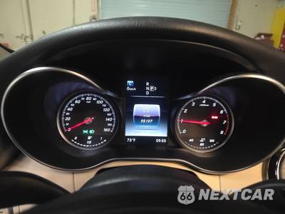 2015 Mercedes-Benz C 300 Sedan - zdjęcie 12 z 26 - miniatura
