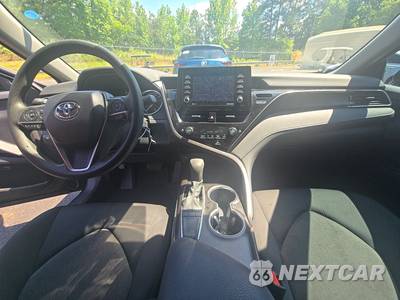 2024 Toyota Camry LE - zdjęcie 11 z 37 - miniatura