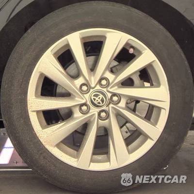 2024 Toyota Camry LE - zdjęcie 35 z 37 - miniatura