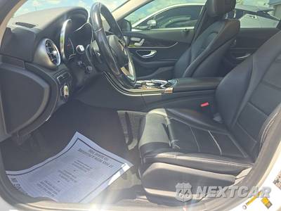 2018 Mercedes-Benz C 300 4MATIC Sedan - zdjęcie 7 z 29 - miniatura