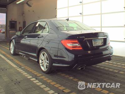 2014 Mercedes-Benz C 300 4MATIC Sedan - zdjęcie 6 z 18 - miniatura