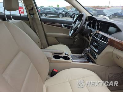 2014 Mercedes-Benz C 300 4MATIC Sedan - zdjęcie 8 z 18 - miniatura