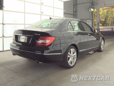 2014 Mercedes-Benz C 300 4MATIC Sedan - zdjęcie 4 z 30 - miniatura