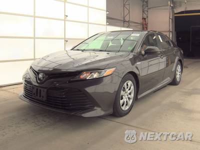 2018 Toyota Camry Hybrid LE - zdjęcie 1 z 34 - miniatura
