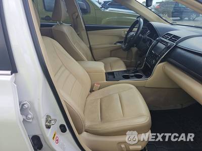 2016 Toyota Camry XLE - zdjęcie 8 z 24 - miniatura
