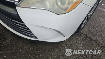 2016 Toyota Camry XLE - zdjęcie 24 z 24 - miniatura