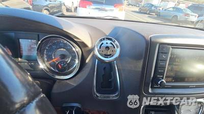 2014 Chrysler Town & Country Touring 121.2" WB - zdjęcie 34 z 43 - miniatura