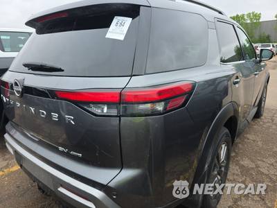 2024 Nissan Pathfinder SV - zdjęcie 4 z 33 - miniatura